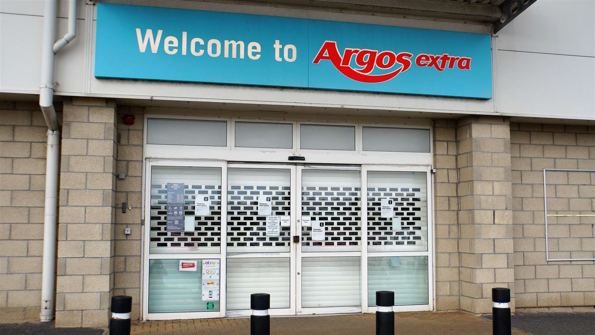 Sainsbury's and Argos stores set to shed jobs amid crisis